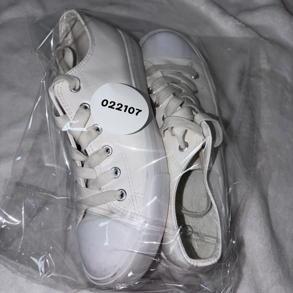 Low Top Women's PU Fashion Shoes Size 9 M, White Casual Walk Sneakers Retro‎ Y2K